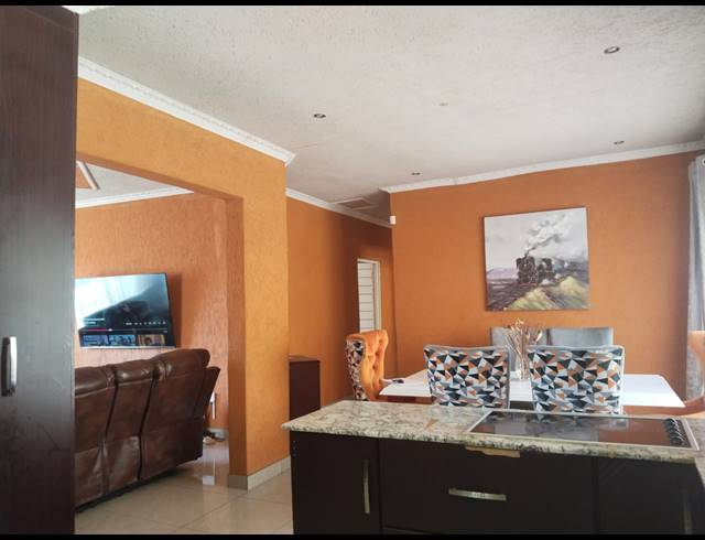 3 BEDROOM HOUSE FOR SALE IN KOOKRUS